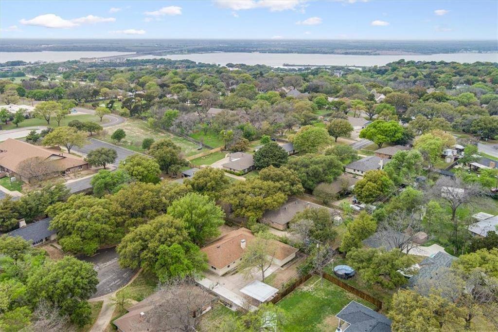 Waco, TX 76710,1705 Live Oak Valley Circle