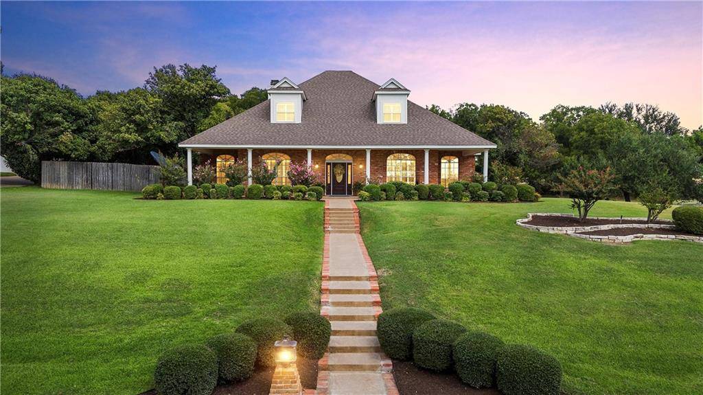 Woodway, TX 76712,100 Westridge Lane