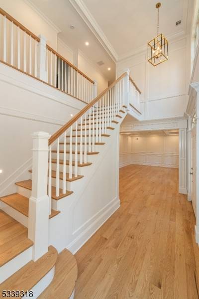 Essex Fells Twp., NJ 07021,132 Rensselaer Rd