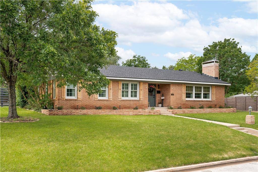 Waco, TX 76710,2208 Lake Ridge Circle