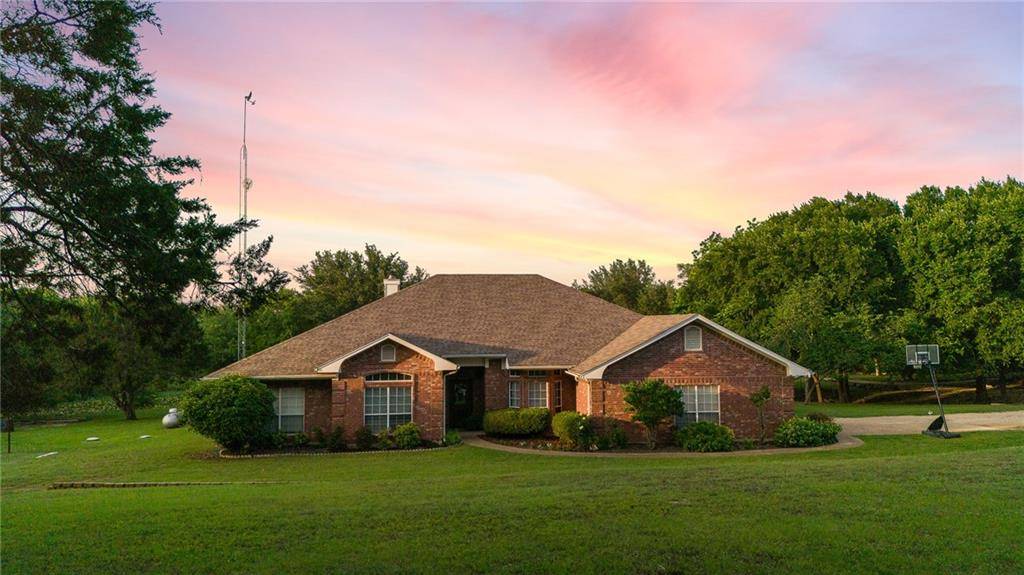 Crawford, TX 76638,3787 Cedar Rock Parkway