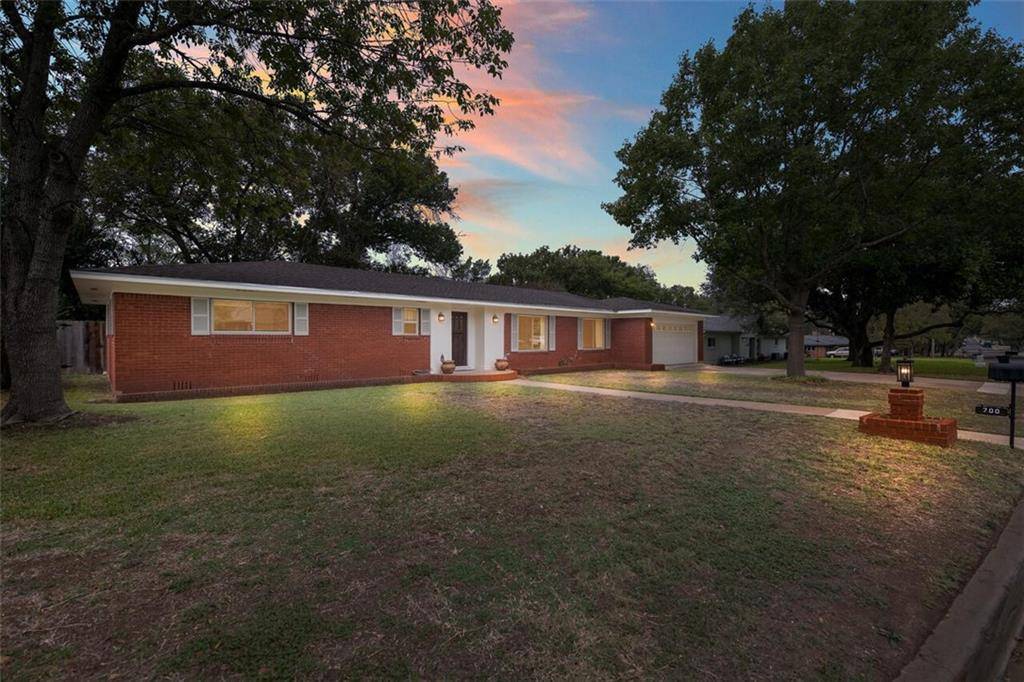 Woodway, TX 76712,700 Falcon Drive