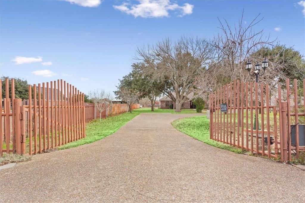 Waco, TX 76706,1692 W Tate Street