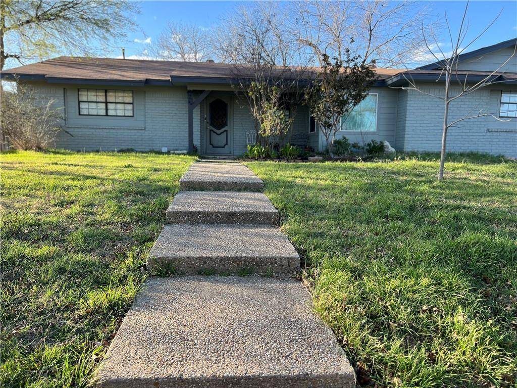 Hewitt, TX 76643,116 Linden Lane