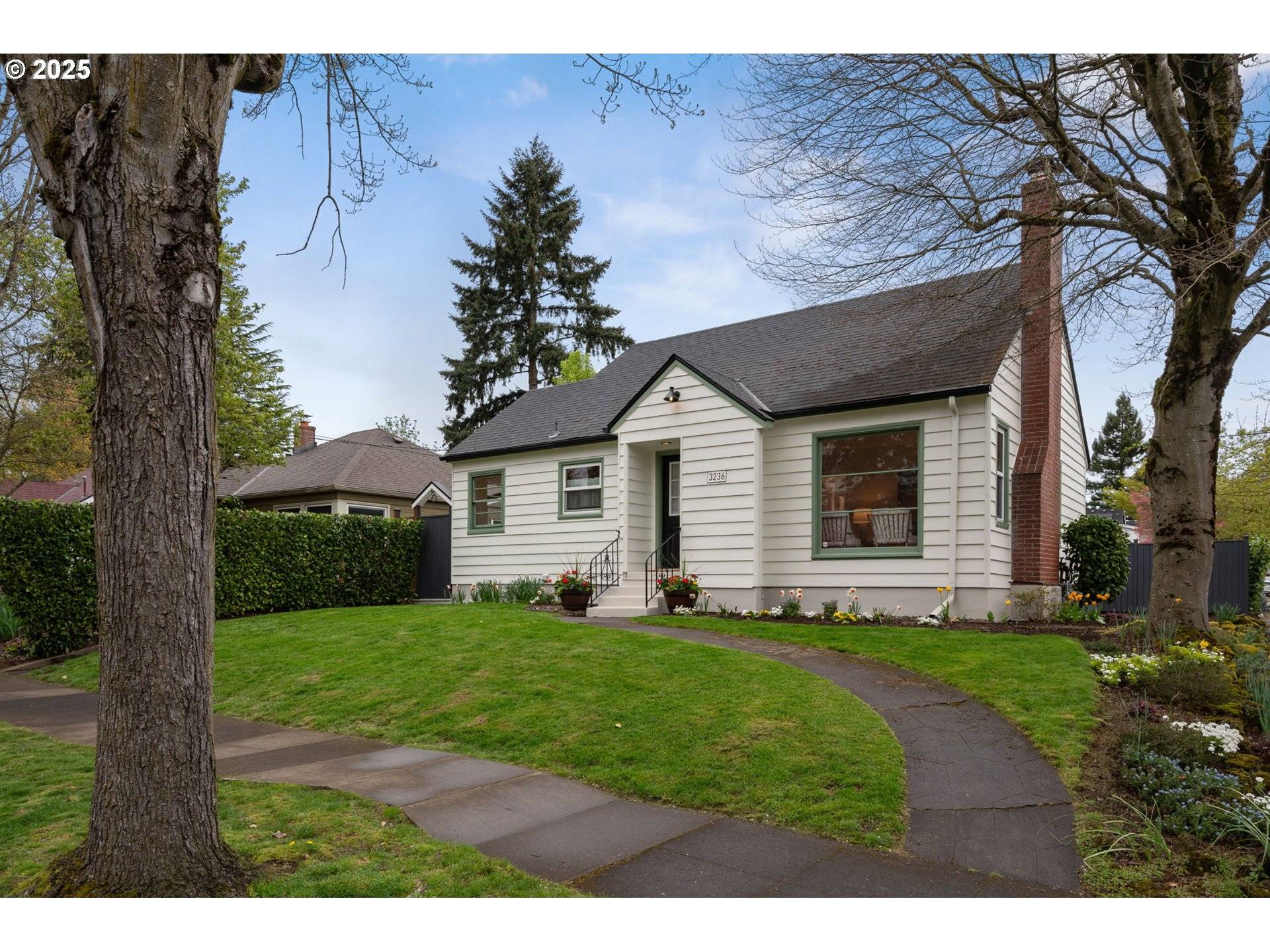 Portland, OR 97206,3236 SE 59TH AVE