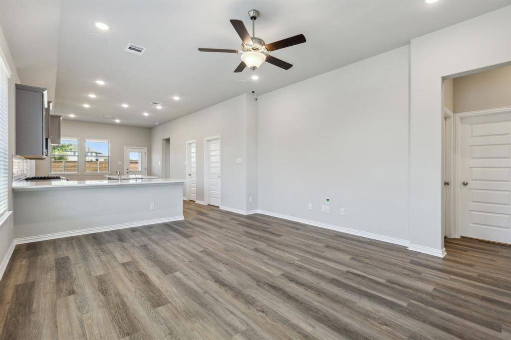Mesquite, TX 75181,1817 Forest Wood