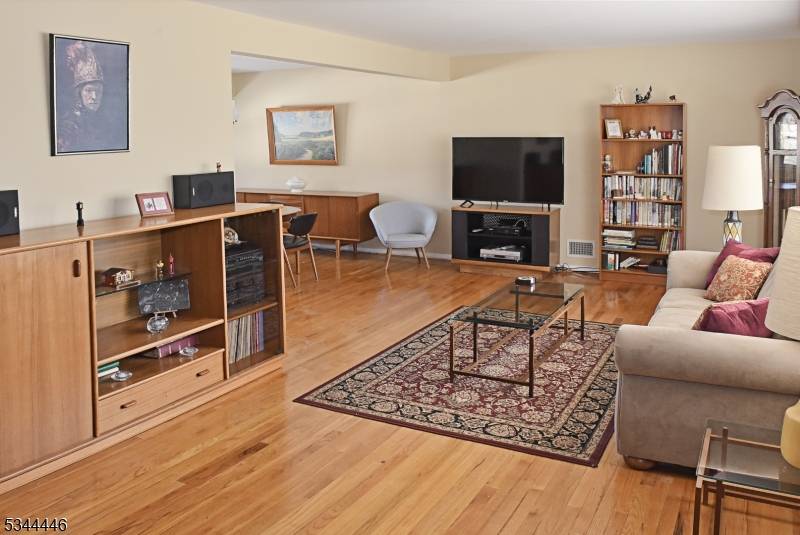 Parsippany-troy Hills Twp., NJ 07054,12 Farrand Dr