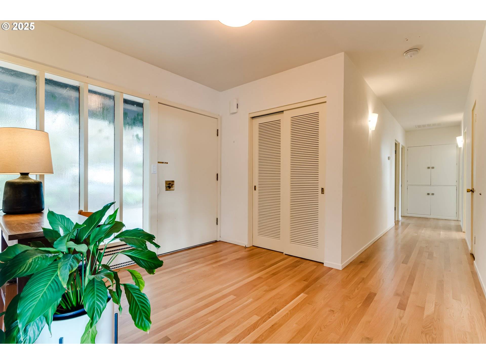 Salem, OR 97302,3240 HOLIDAY DR S