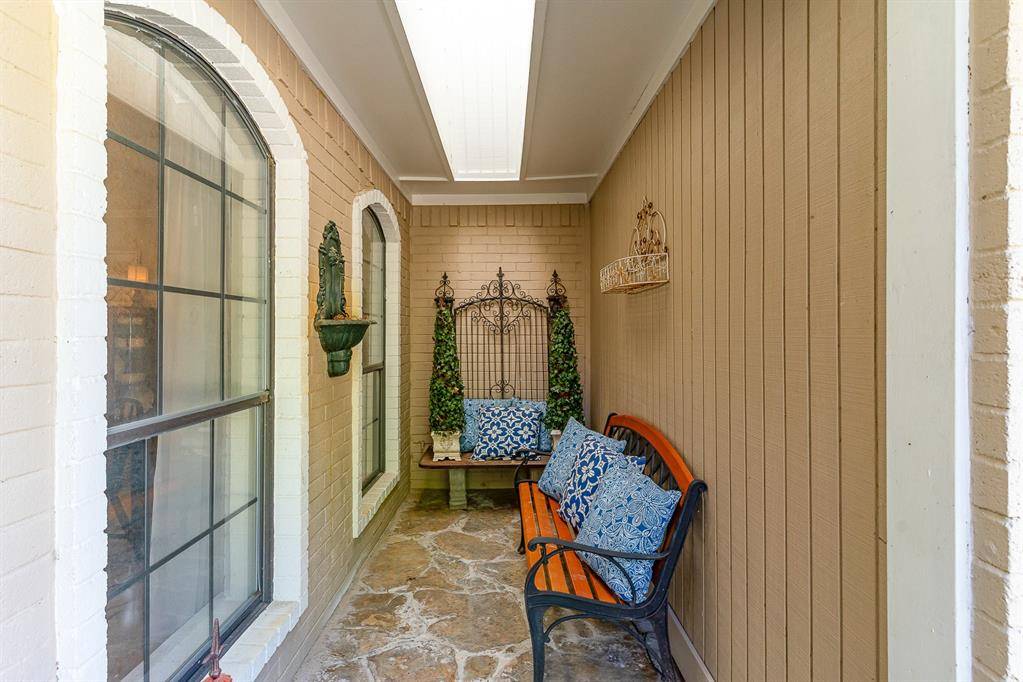 Grapevine, TX 76051,2736 Summit Ridge Street