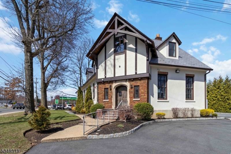 Denville Twp., NJ 07834,266 W Main St #2