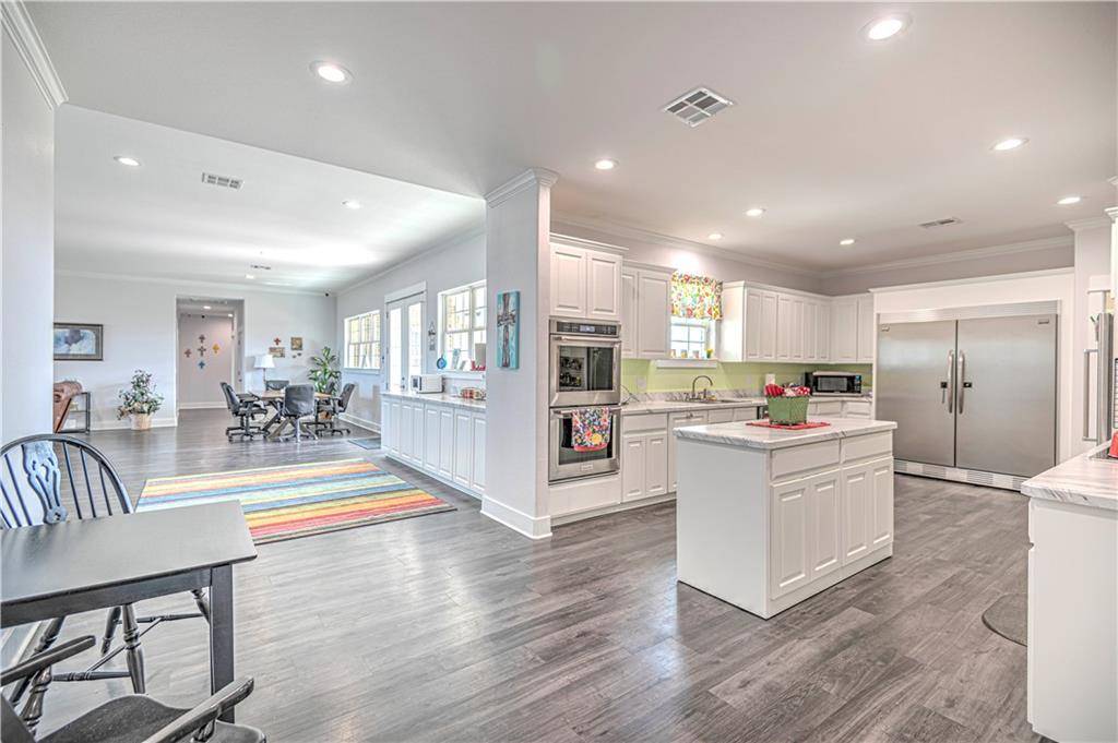 Lorena, TX 76655,4948 Woodlawn Road