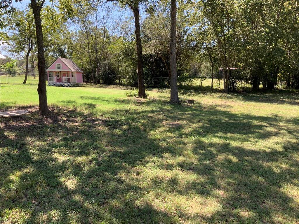 Groesbeck, TX 76642,207 N Archer Street