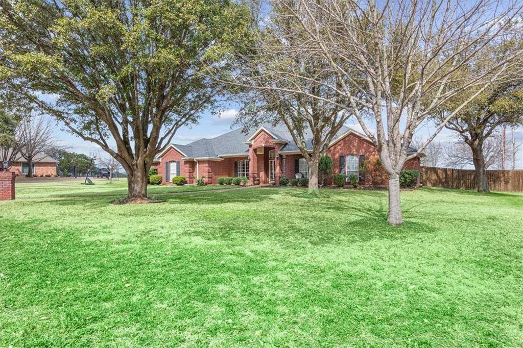 Crawford, TX 76638,122 Greentree Drive