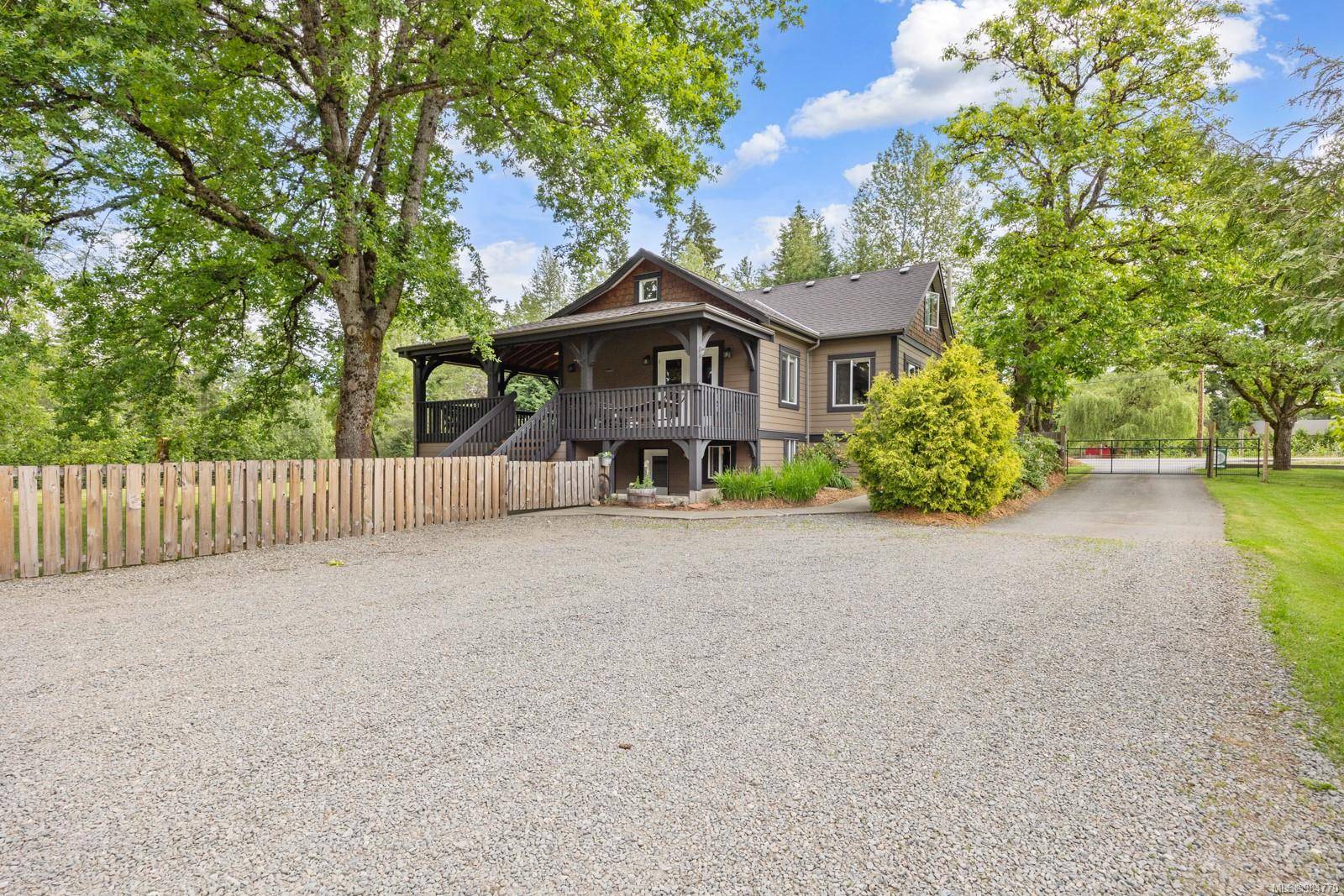 Black Creek, BC V9J 1G7,8083 Island Hwy N