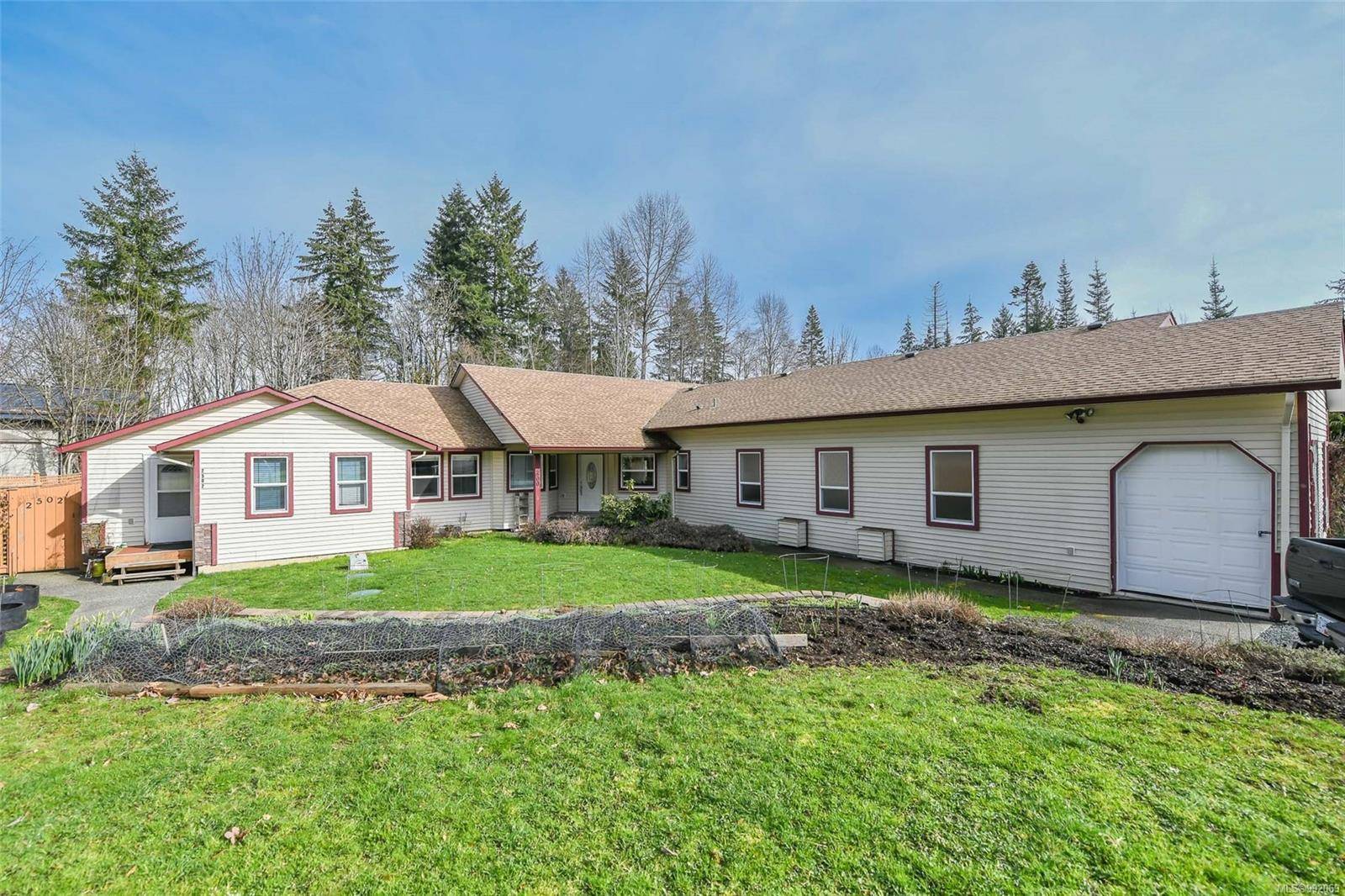 Courtenay, BC V9N 9M7,2500 Brookswood Pl