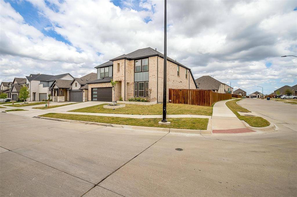 Fort Worth, TX 76126,10600 Barrington Lane