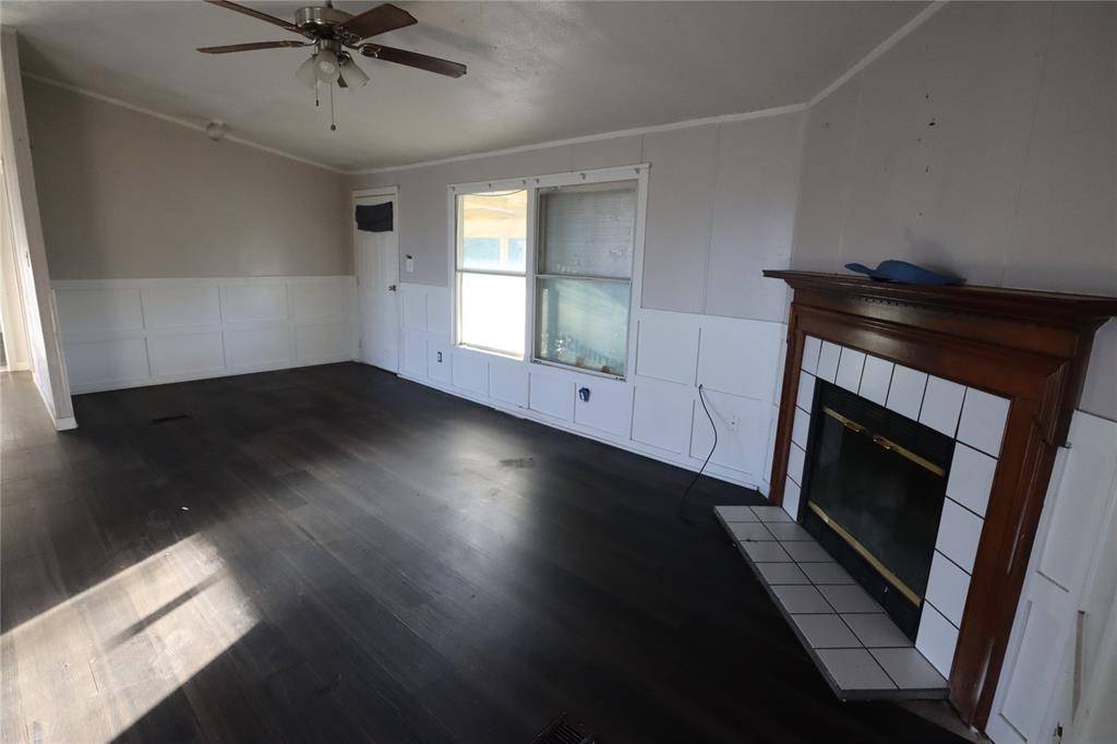 Ranger, TX 76470,1437 W Loop 254