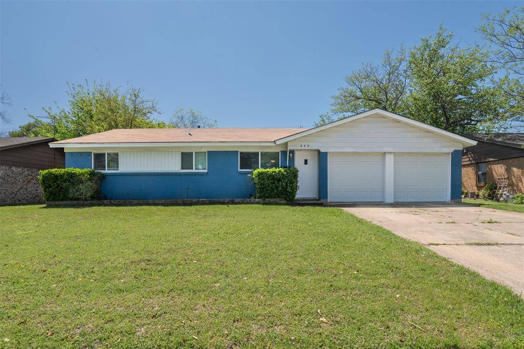 Burleson, TX 76028,325 NW Wintercrest Road