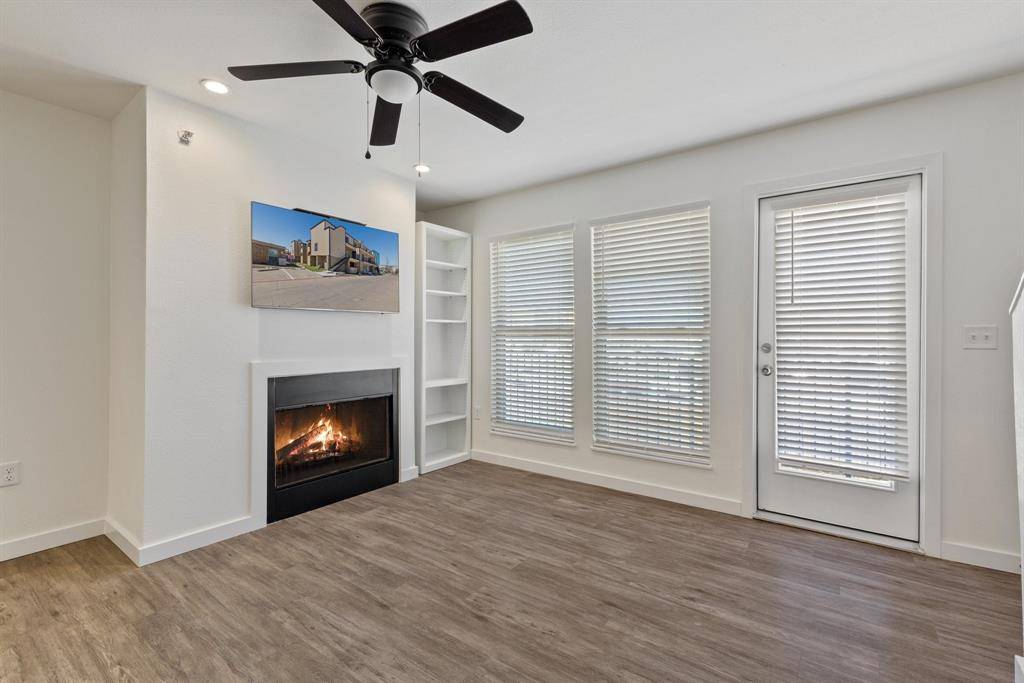 Dallas, TX 75234,3022 Forest Lane #111