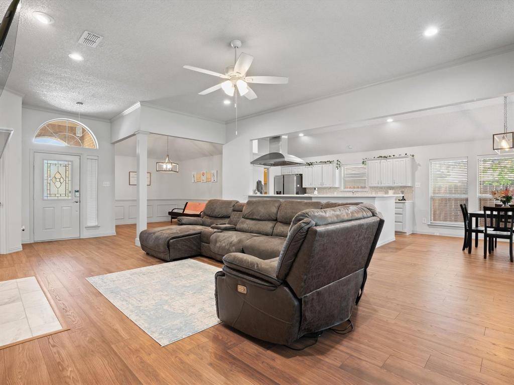 Arlington, TX 76017,6202 Brenhaven Road