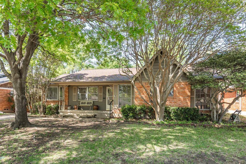 Dallas, TX 75238,10119 Ridgehaven Drive