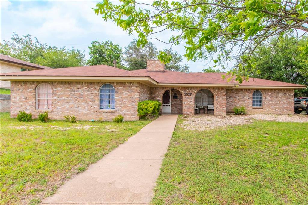 2527 Lowrey Drive, Gatesville, TX 76528