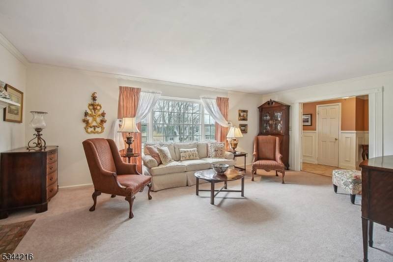 Chester Twp., NJ 07930,11 Mountain View Dr