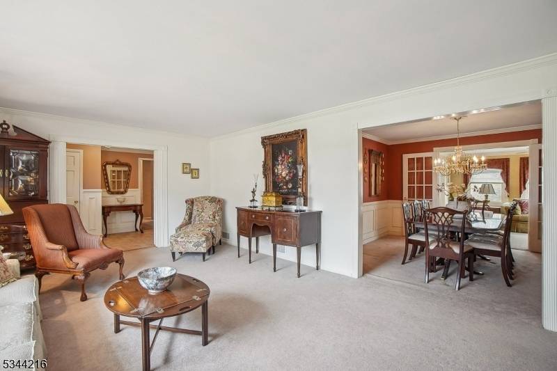 Chester Twp., NJ 07930,11 Mountain View Dr
