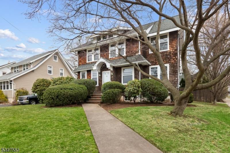 Teaneck Twp., NJ 07666,553 River Rd