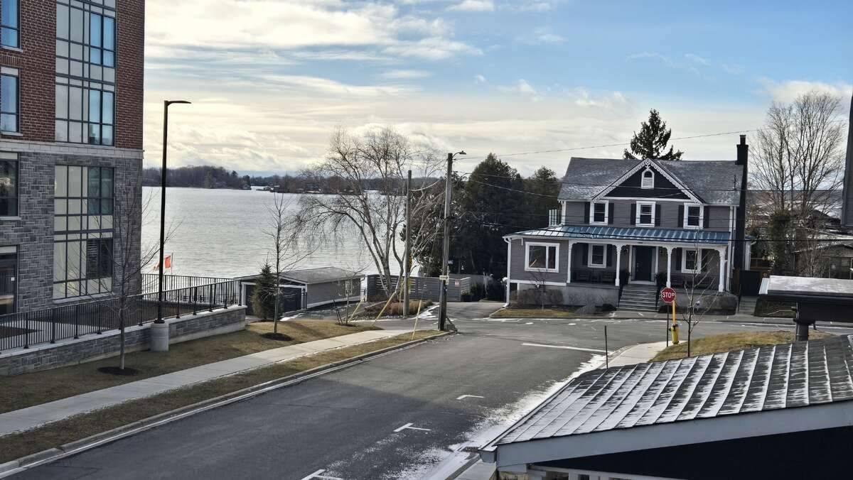 Gananoque, ON K7G 1A2,124 South ST