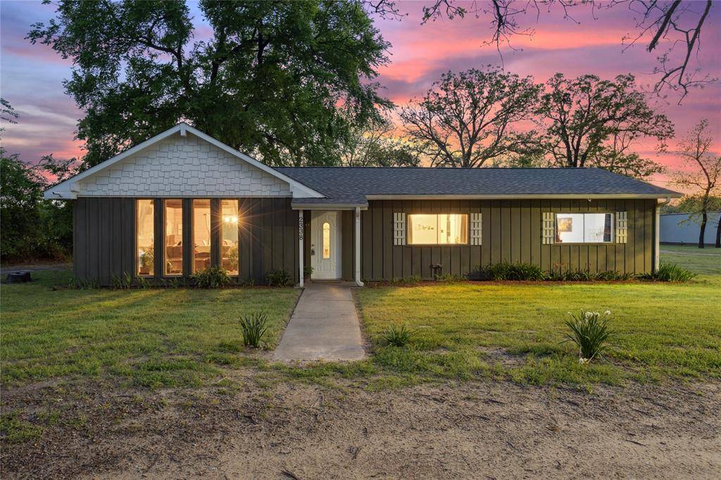 Seven Points, TX 75143,2338 N Tool Drive