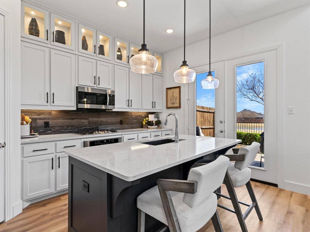 Forney, TX 75126,1102 Queensdown Way