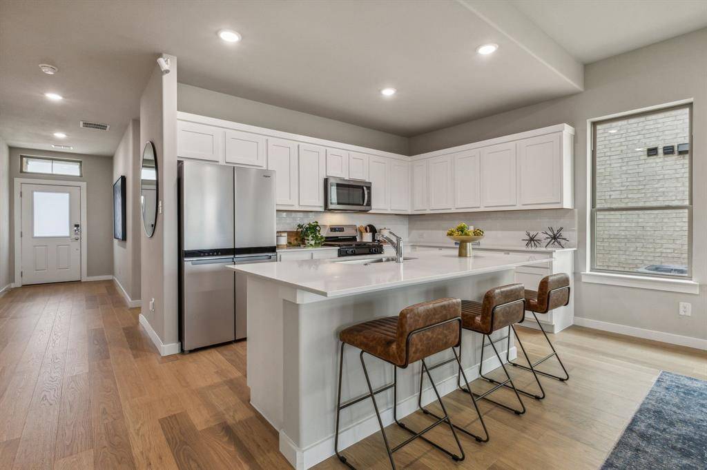Mckinney, TX 75071,4828 Bishop Street