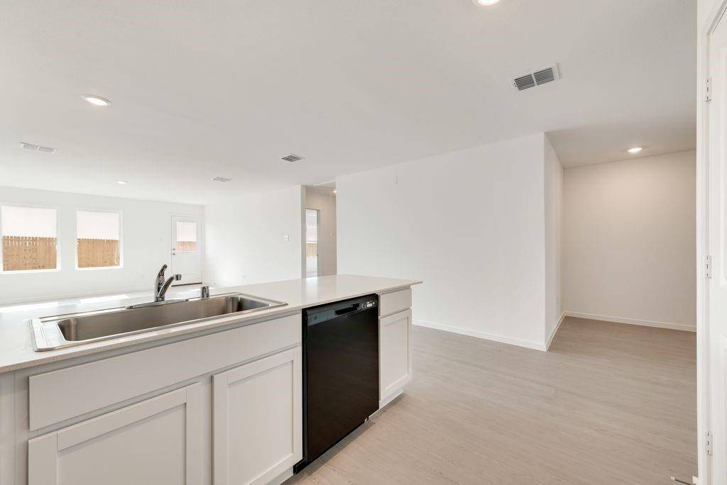 Dallas, TX 75114,413 Hershel Street