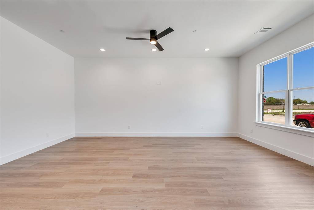 Rowlett, TX 75089,8909 Lowell Street