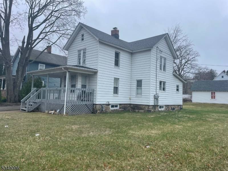 Netcong Boro, NJ 07857,26 Maple Ave