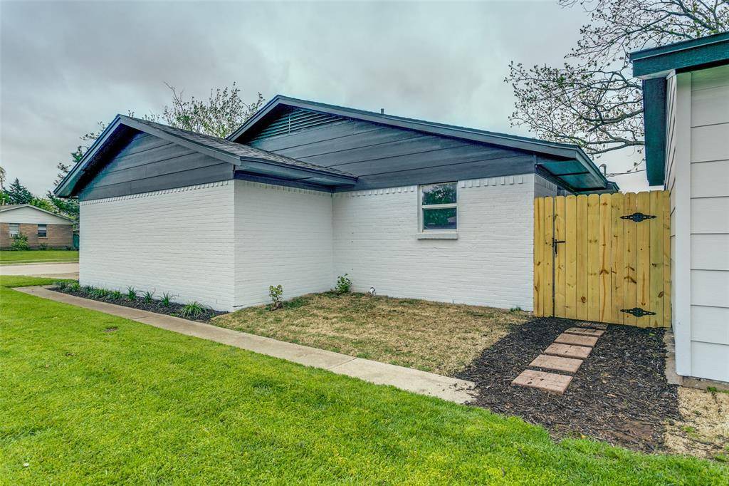 Lewisville, TX 75067,1001 Shadow Wood Lane