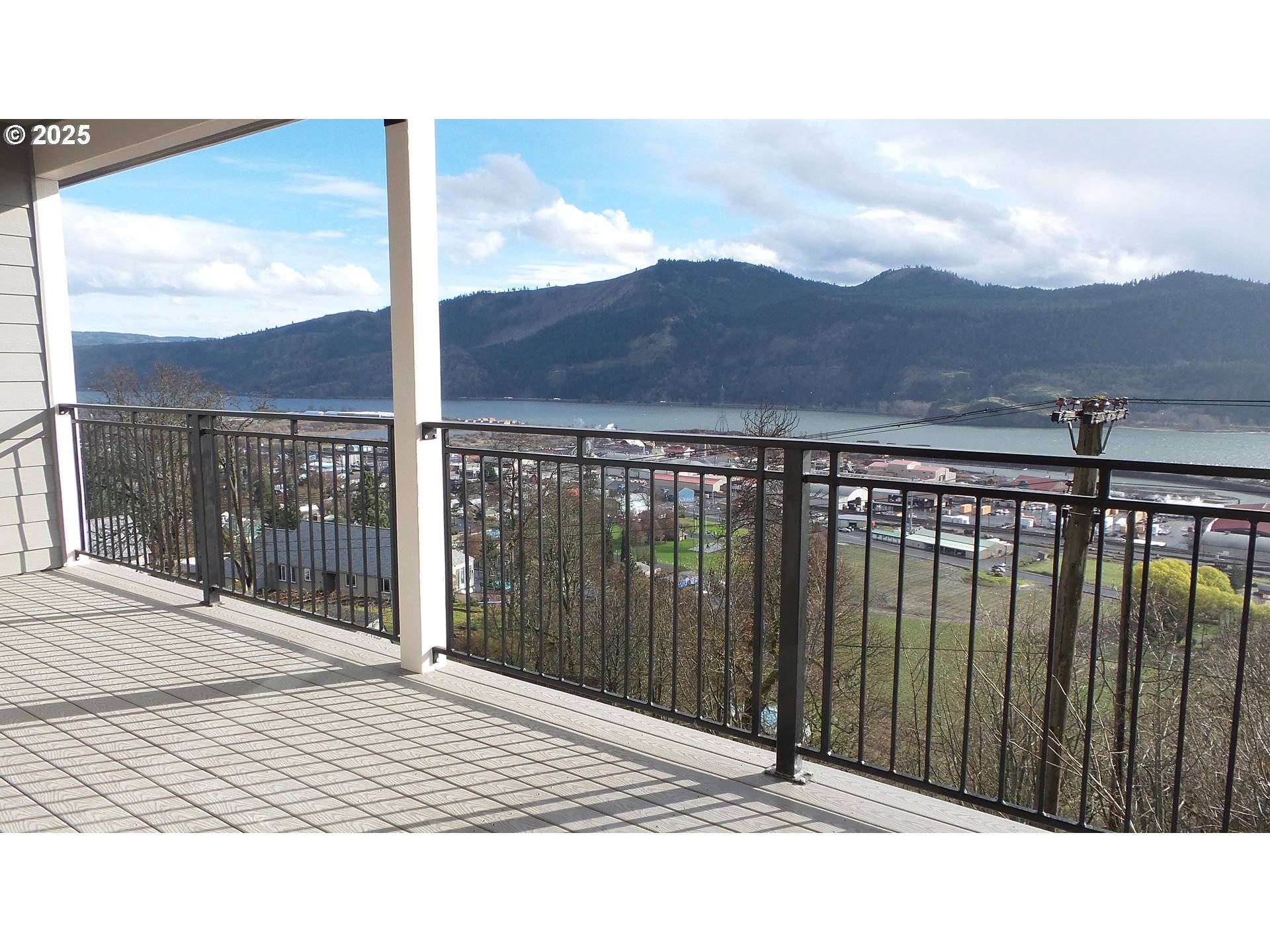 White Salmon, WA 98672,116 INGRAM PL