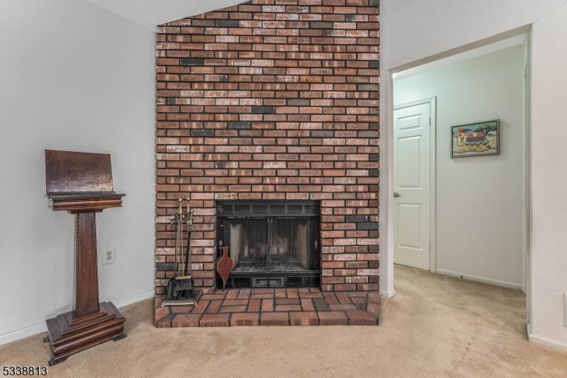 Marlboro Twp., NJ 07746,10 Suffolk Way