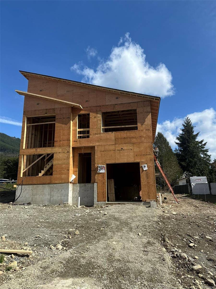 Lake Cowichan, BC V0R 2G0,203 Macdonald Rd