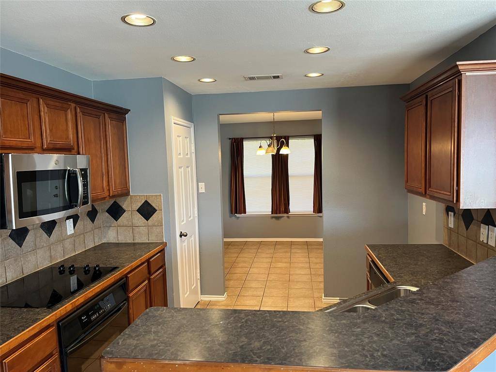 Forney, TX 75126,601 fox glen