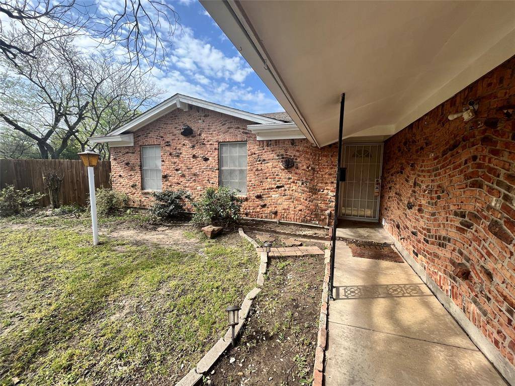 Everman, TX 76140,629 Christie Court