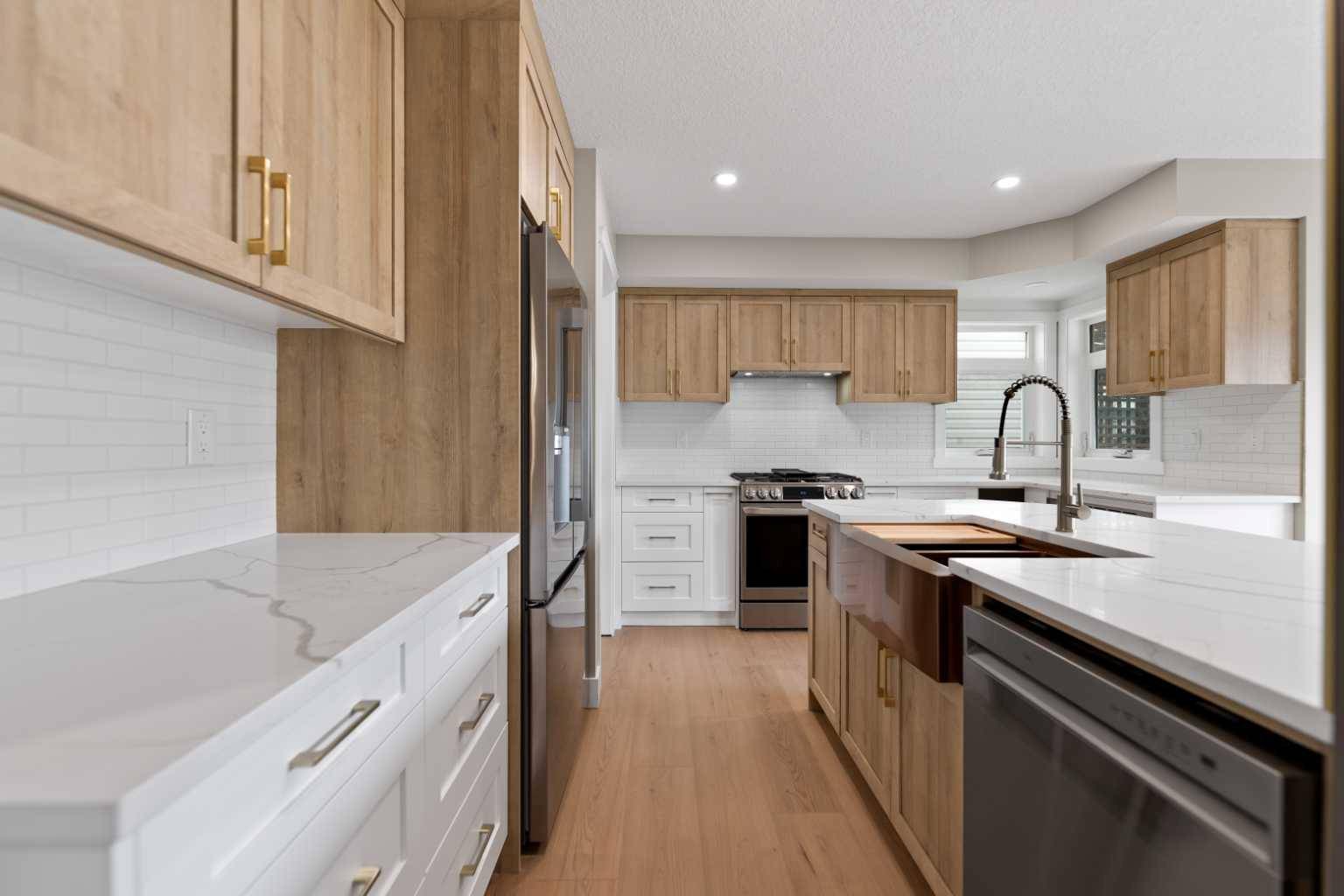 Calgary, AB T2Z 4X6,999 Copperfield BLVD SE
