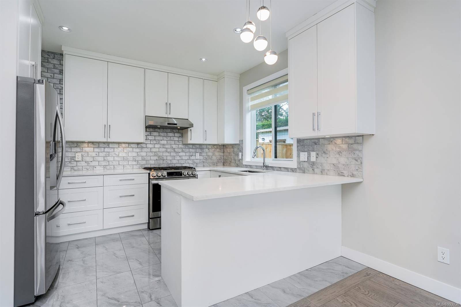 Saanich, BC V8Z 3W1,3765 Seaton St