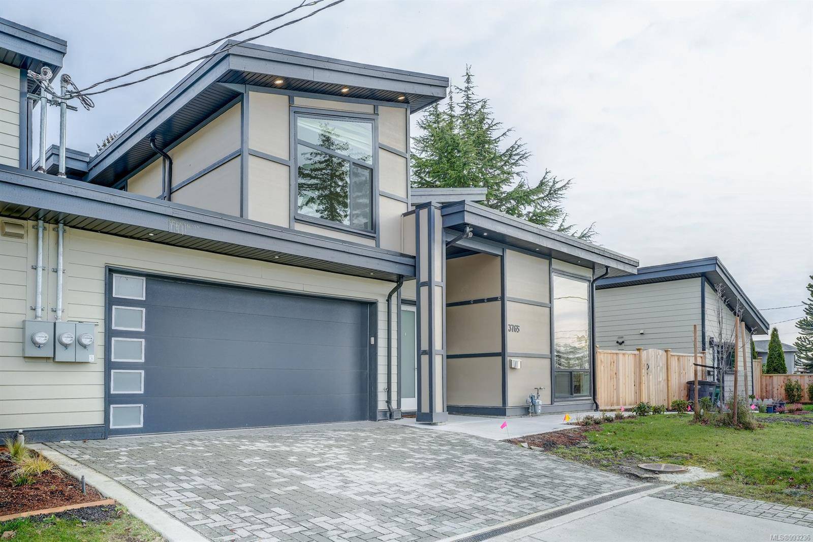 Saanich, BC V8Z 3W1,3765 Seaton St