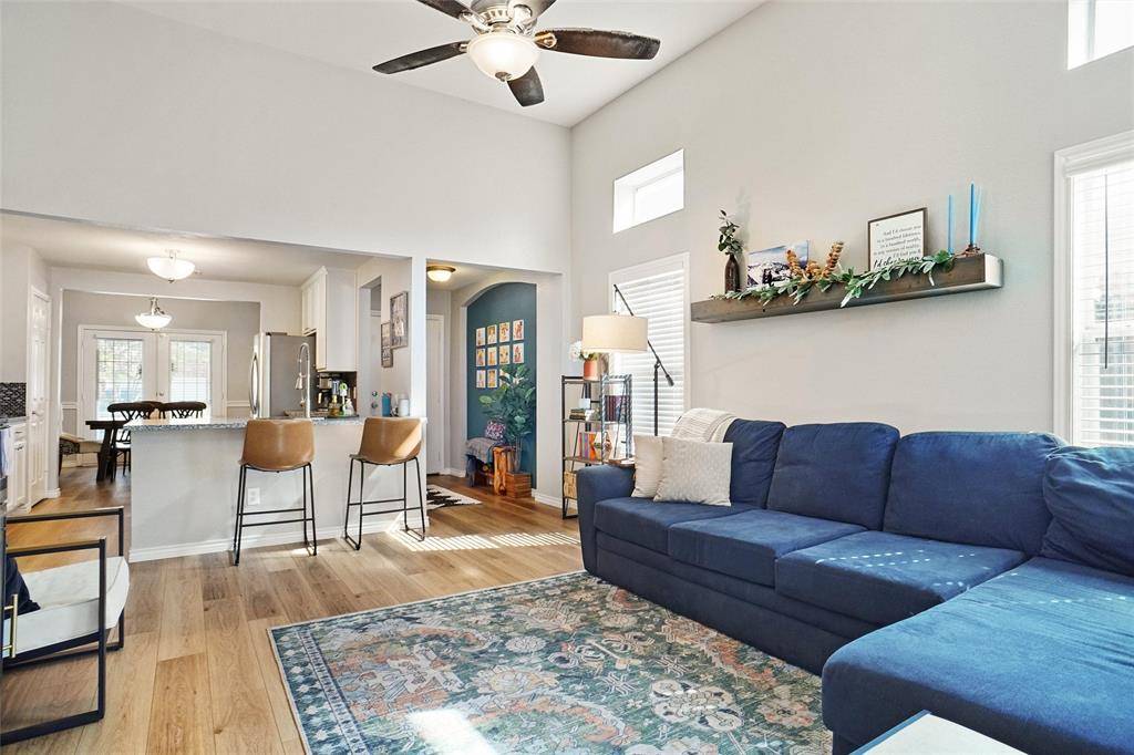 Denton, TX 76226,5921 Meadowglen Drive