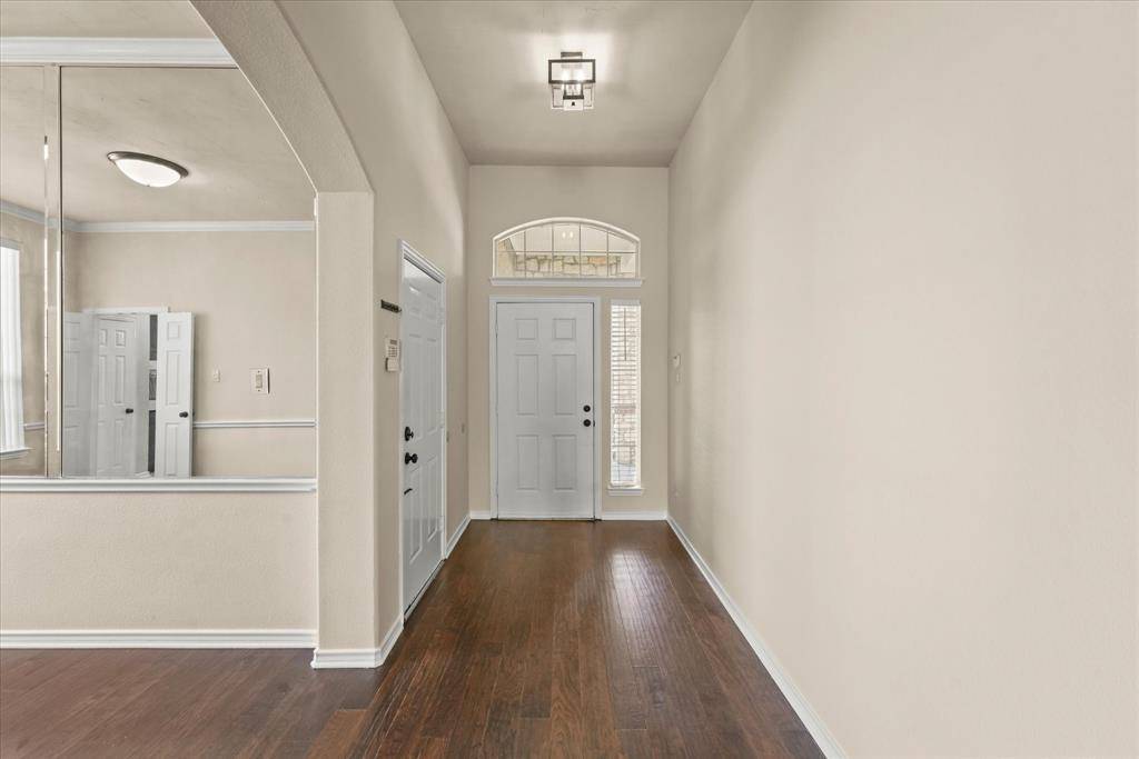 Irving, TX 75063,1319 Lakeridge Lane