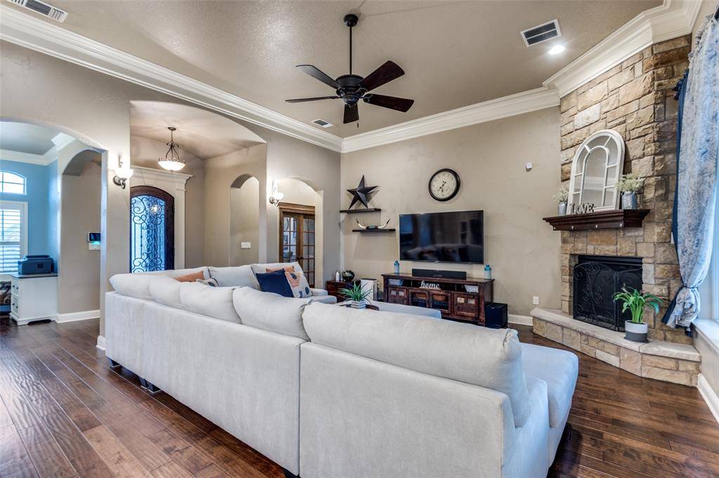 Granbury, TX 76048,1104 W Iberian Court
