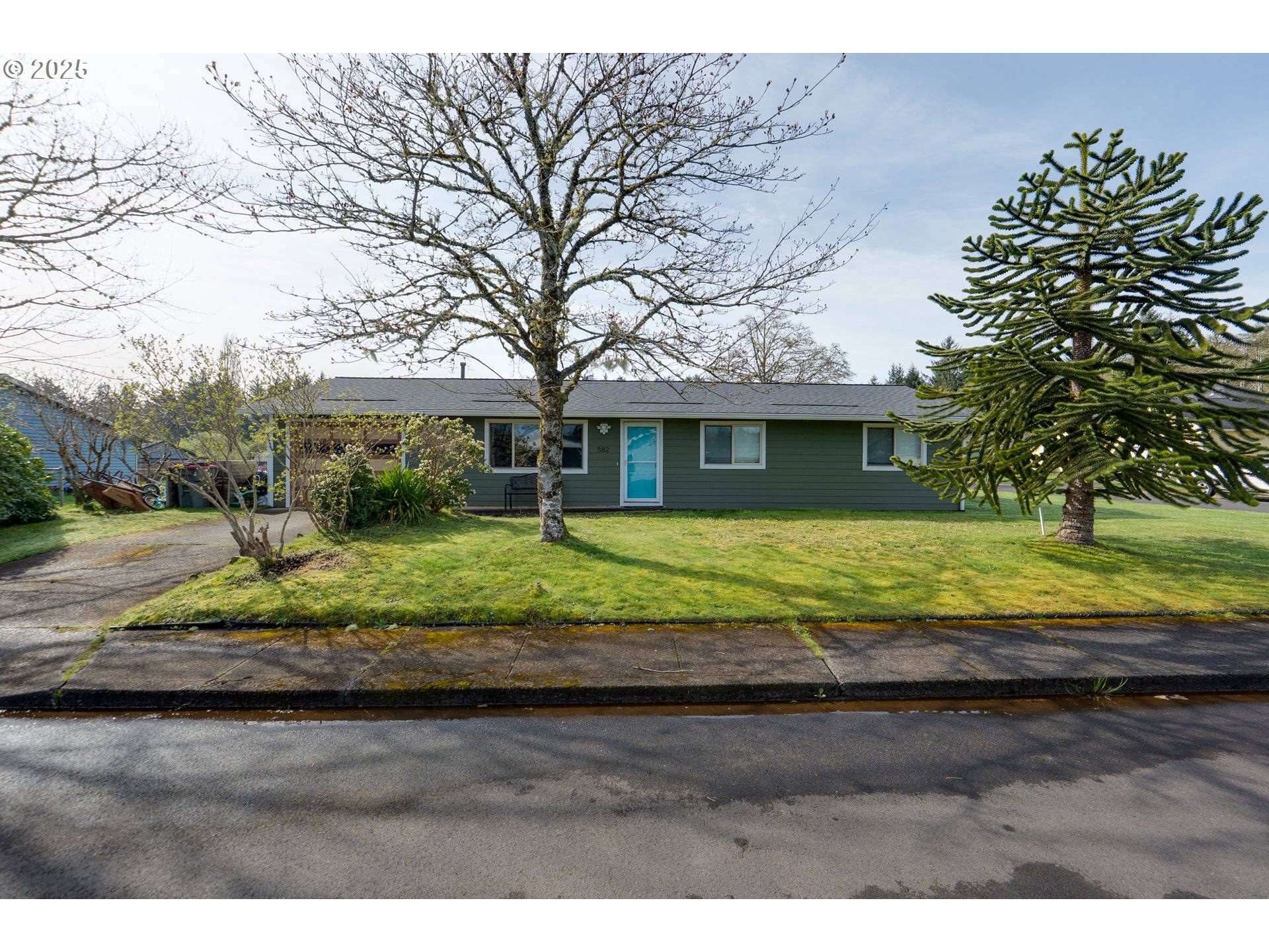 Warrenton, OR 97146,582 SW HARBOR PL
