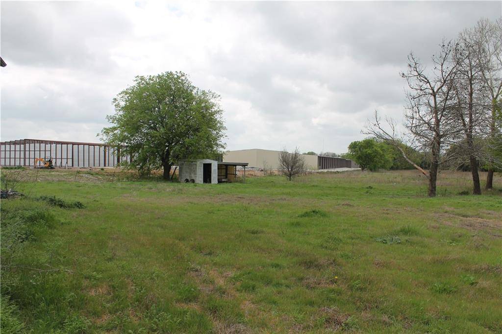 Hewitt, TX 76643,1725 W Spring Valley Road